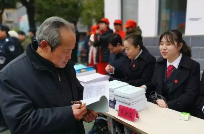 毛裊裊.webp.jpg