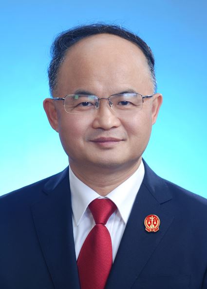游勸榮登記照.jpg